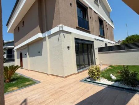 3-Bedroom Villa With Garden And Pool Near The Sea In Didim! ????