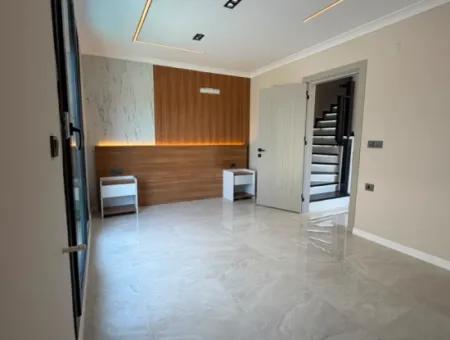 3-Bedroom Villa With Garden And Pool Near The Sea In Didim! ????