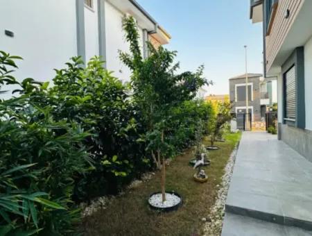 3+1 Fully Furnished Villa With Separate Kitchen And Swimming Pool In Didim