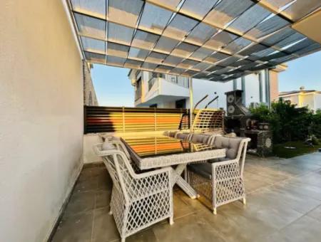3+1 Fully Furnished Villa With Separate Kitchen And Swimming Pool In Didim