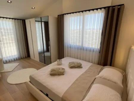 Fully Furnished 3+1 Triplex Villa With Smart Home System In A Residential Complex With Pool In Didim Efeler