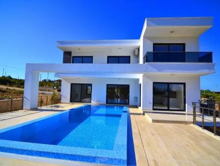 For Sale Off Plan 5 Beds  Luxury Detached Villa İn Didim