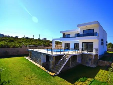 For Sale Off Plan 5 Beds  Luxury Detached Villa İn Didim