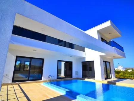 For Sale Off Plan 5 Beds  Luxury Detached Villa İn Didim