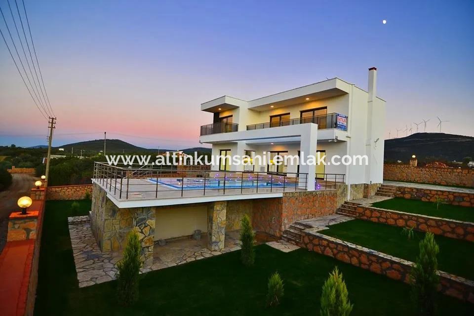 Didim�De Satılık Müstakil Ev, 5+1 Havuzlu Bahçeli Ev