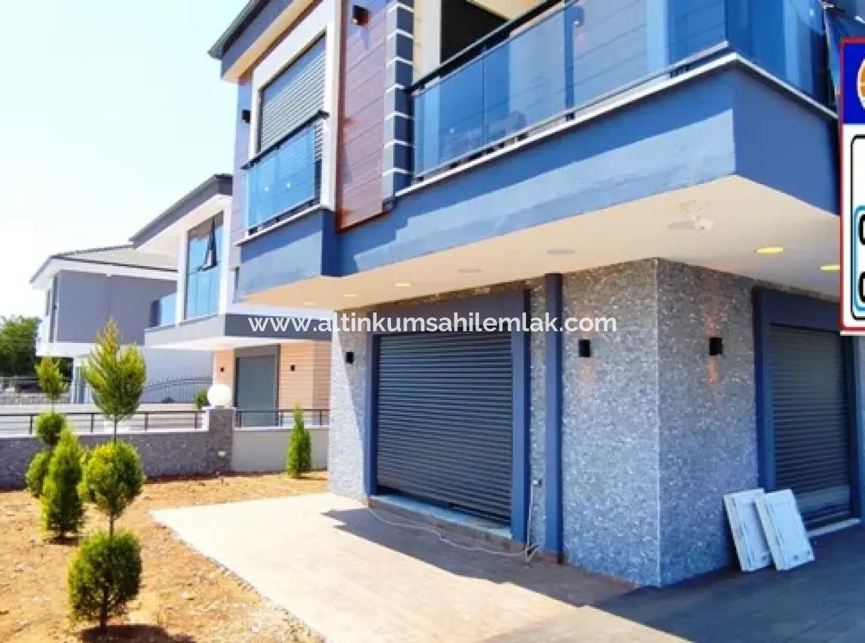 Didim Efeler Mahallesi Satılık Havuzlu, Bahçeli, Müstakil Ev, Villa