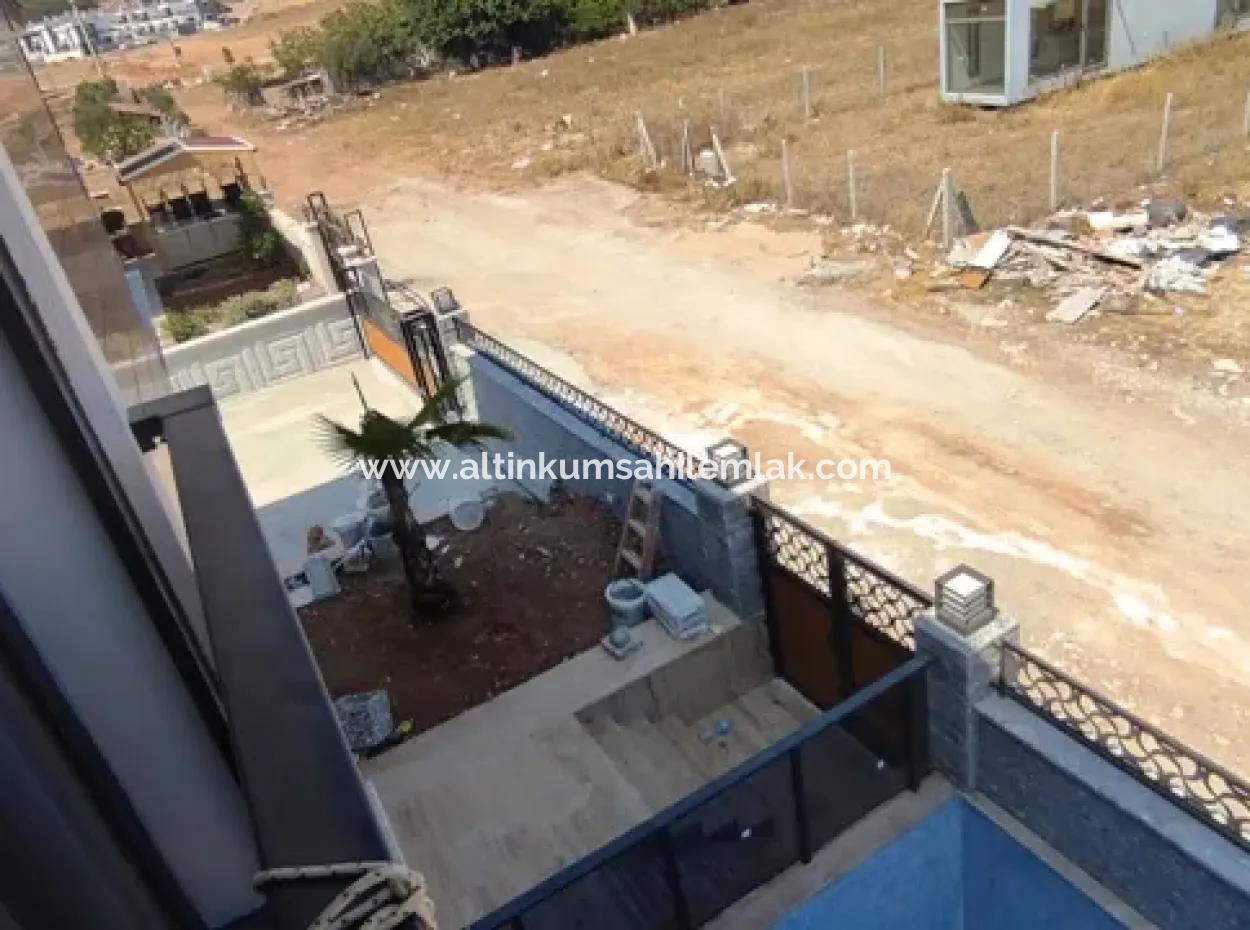 Didim Efeler Mahallesi Satılık Havuzlu, Bahçeli, Müstakil Ev, Villa