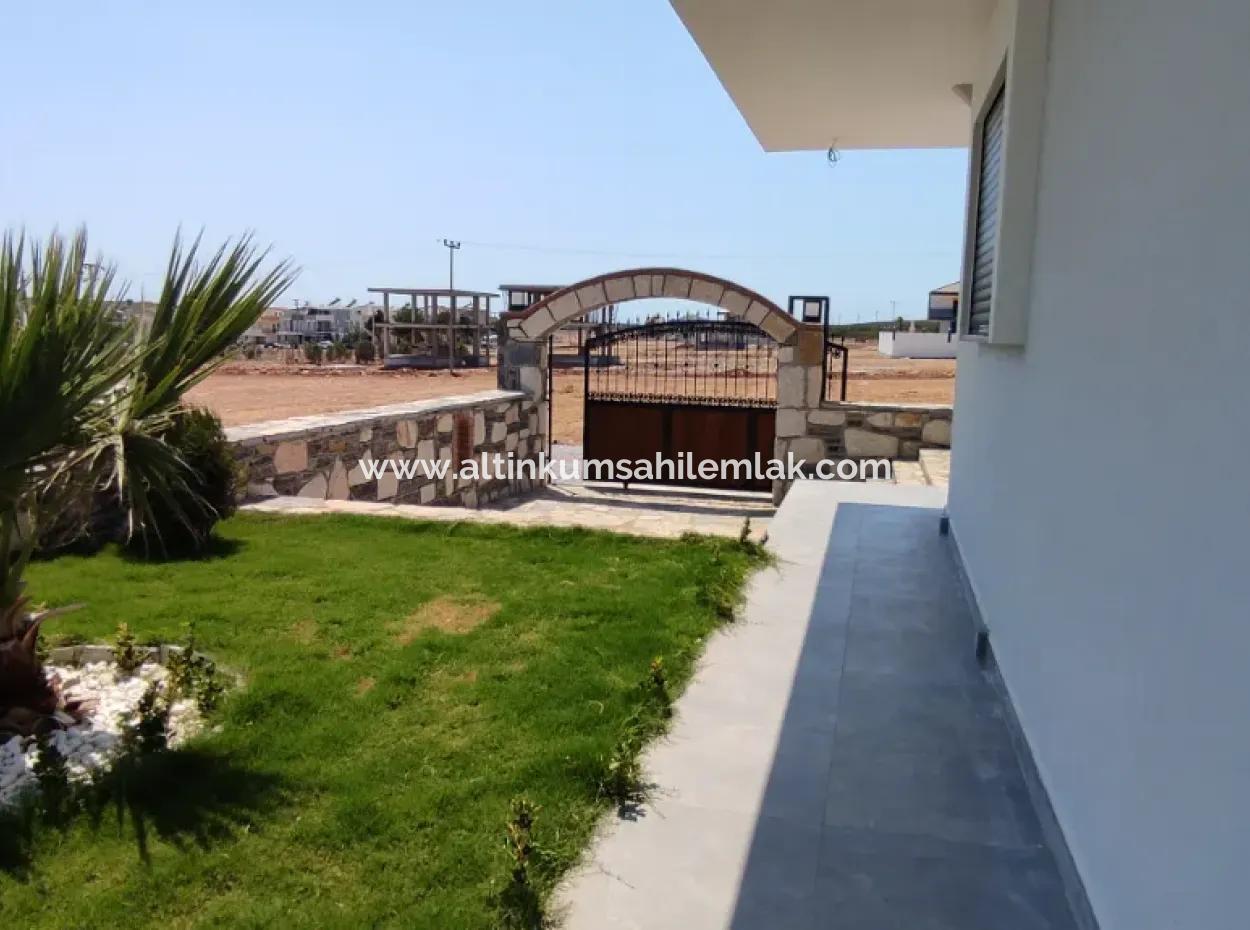 Didim Efeler Mahalesinde Satılık 4+1 Villa