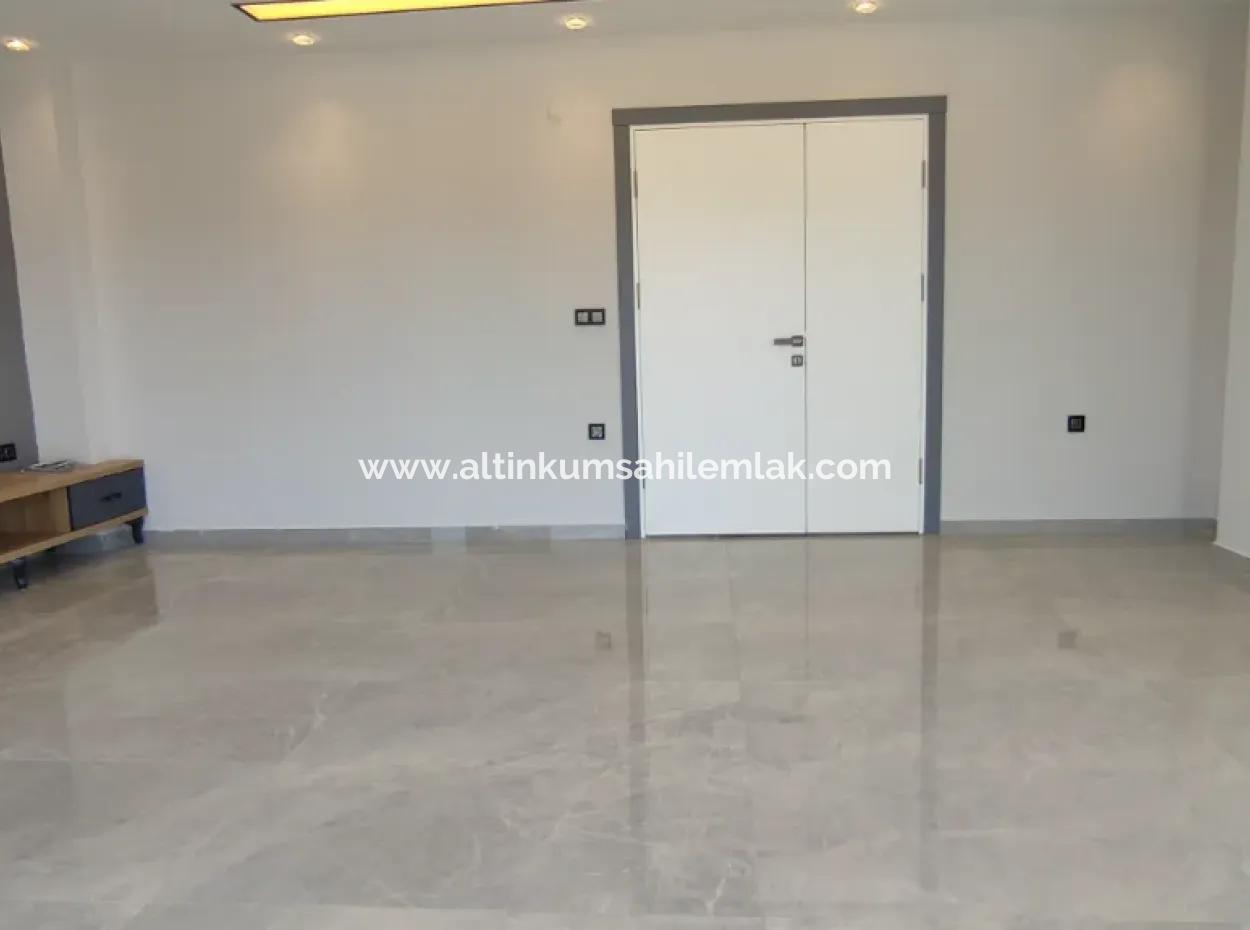 Didim Efeler Mahalesinde Satılık 4+1 Villa