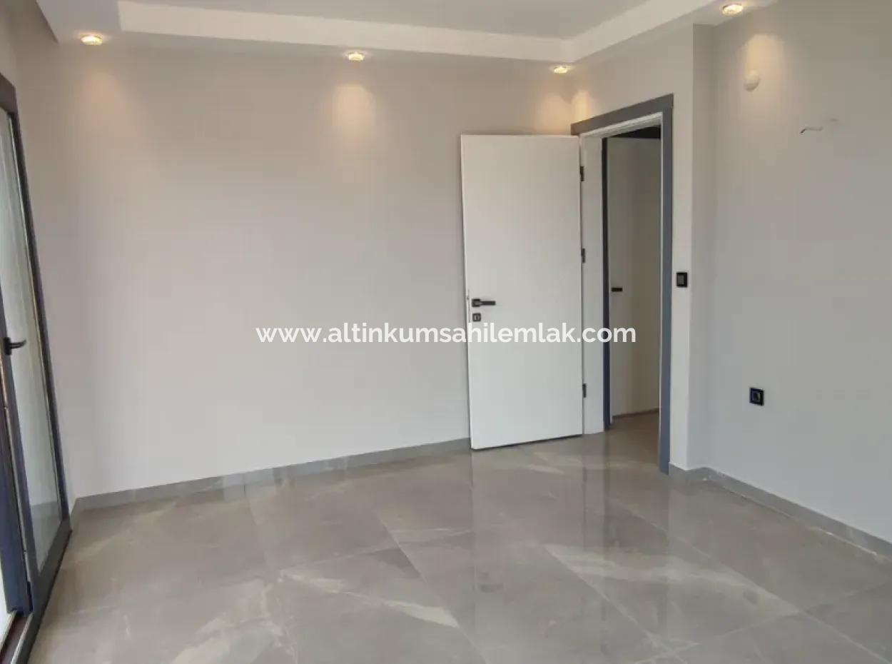 Didim Efeler Mahalesinde Satılık 4+1 Villa