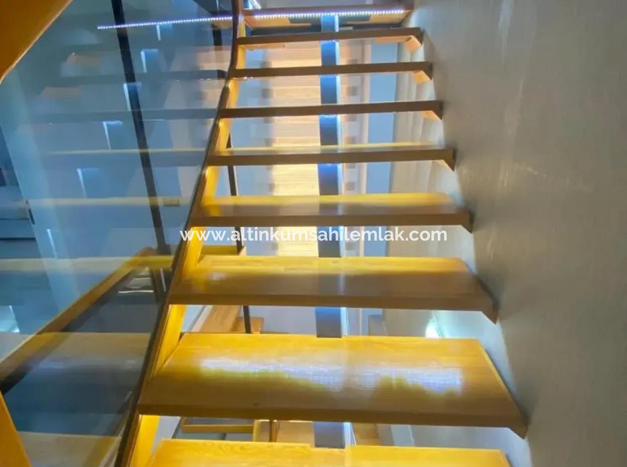 Didim Altınkum Mahallesinde Havuzlu Site İçinde Satılık 3+1 Villa