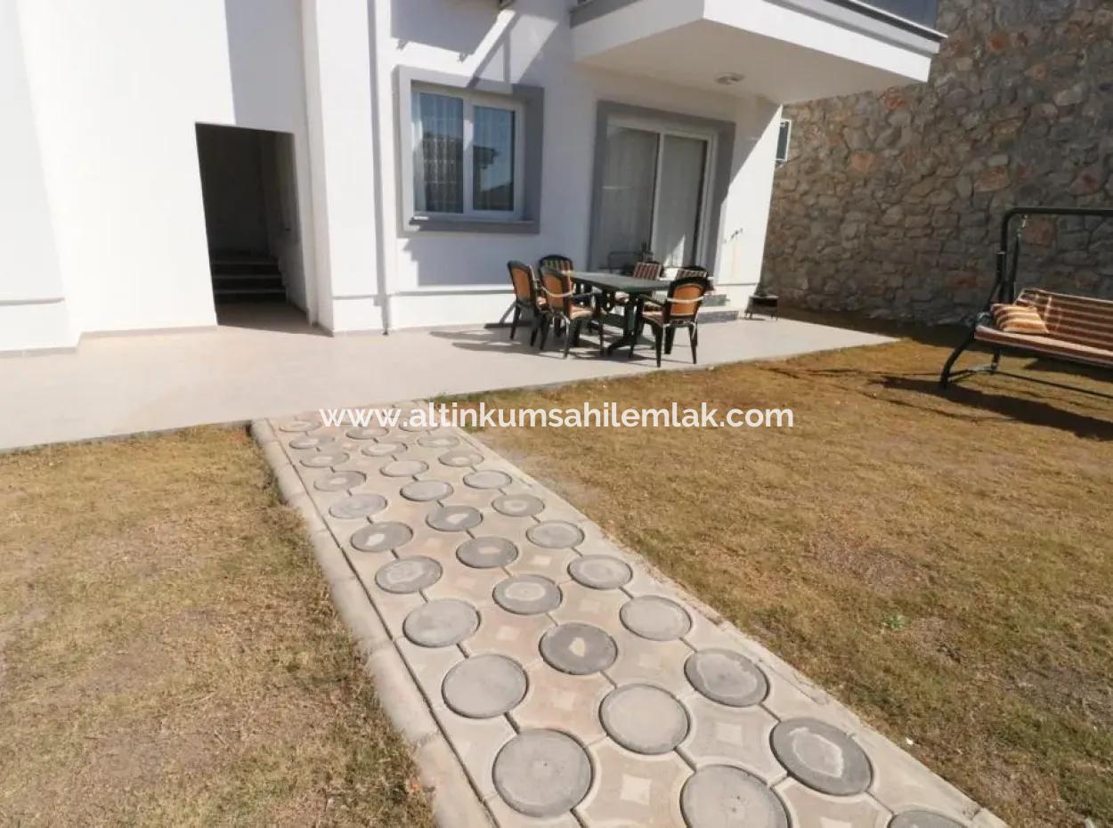 Akbük Ceylan Evlerinde Satılık 2+1 Bahçeli Daire