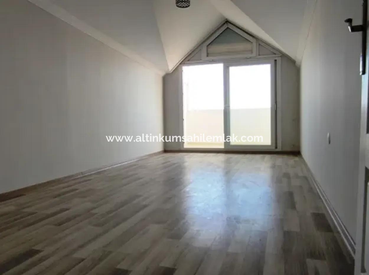 Altınkum Çamlık Mahallesinde Satılık Kelepir Fiyata 4+1 Yazlık Dubleks