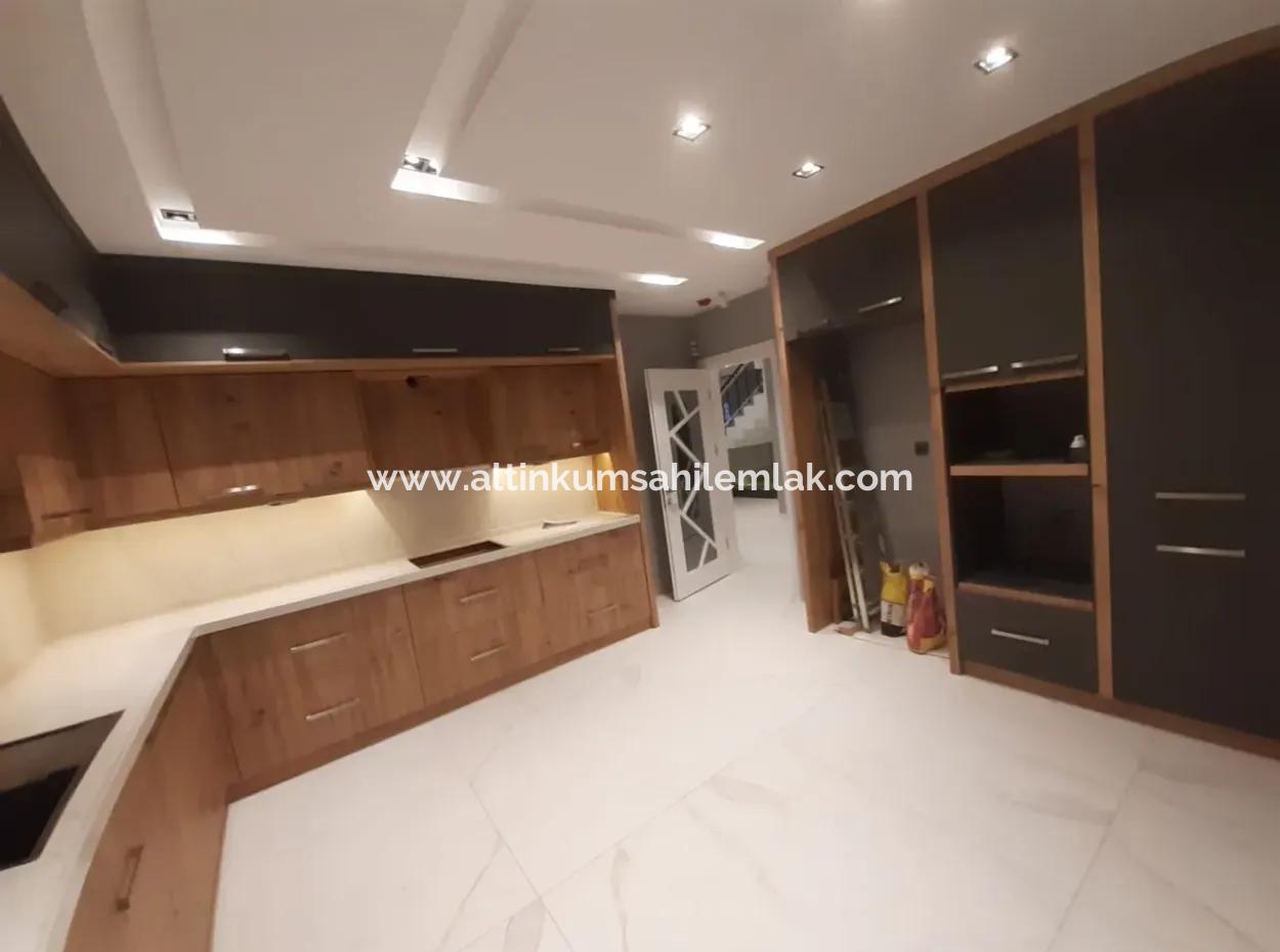 Didim Efeler Mahallesinde Satılık Ultra Lüks 4+1 Havuzlu Villa