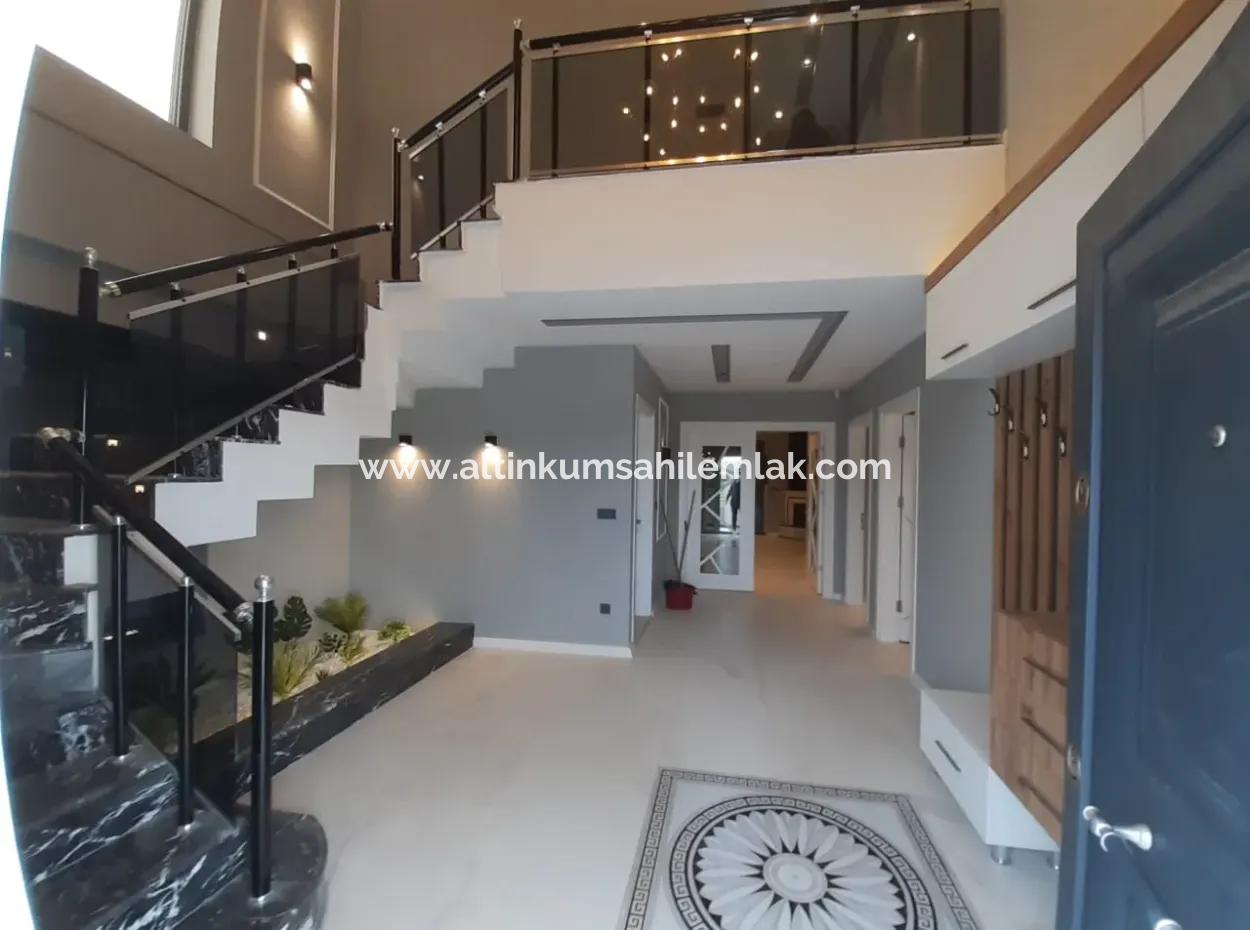 Didim Efeler Mahallesinde Satılık Ultra Lüks 4+1 Havuzlu Villa