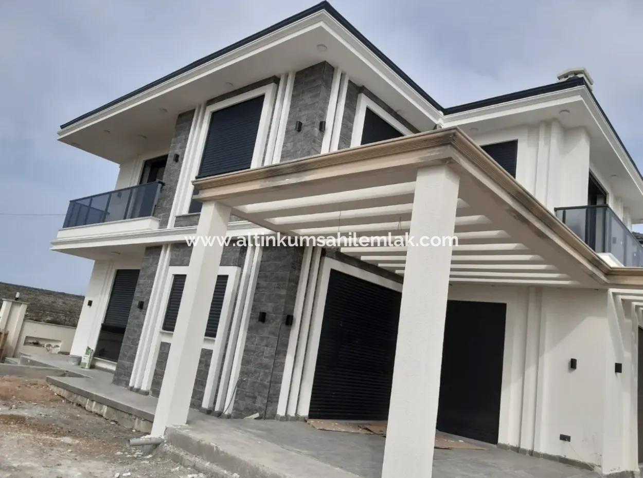 Didim Efeler Mahallesinde Satılık Ultra Lüks 4+1 Havuzlu Villa