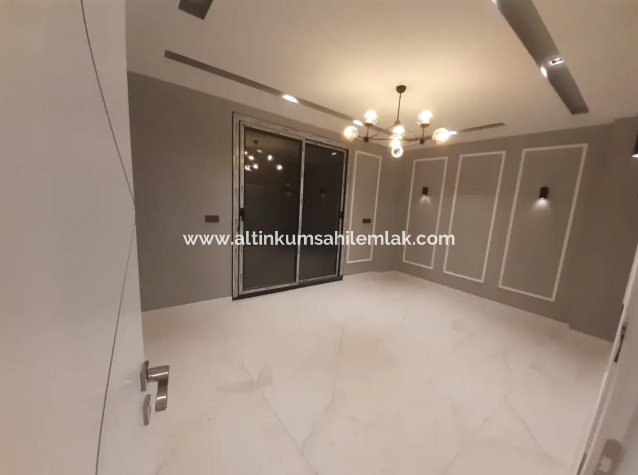 Didim Efeler Mahallesinde Satılık Ultra Lüks 4+1 Havuzlu Villa