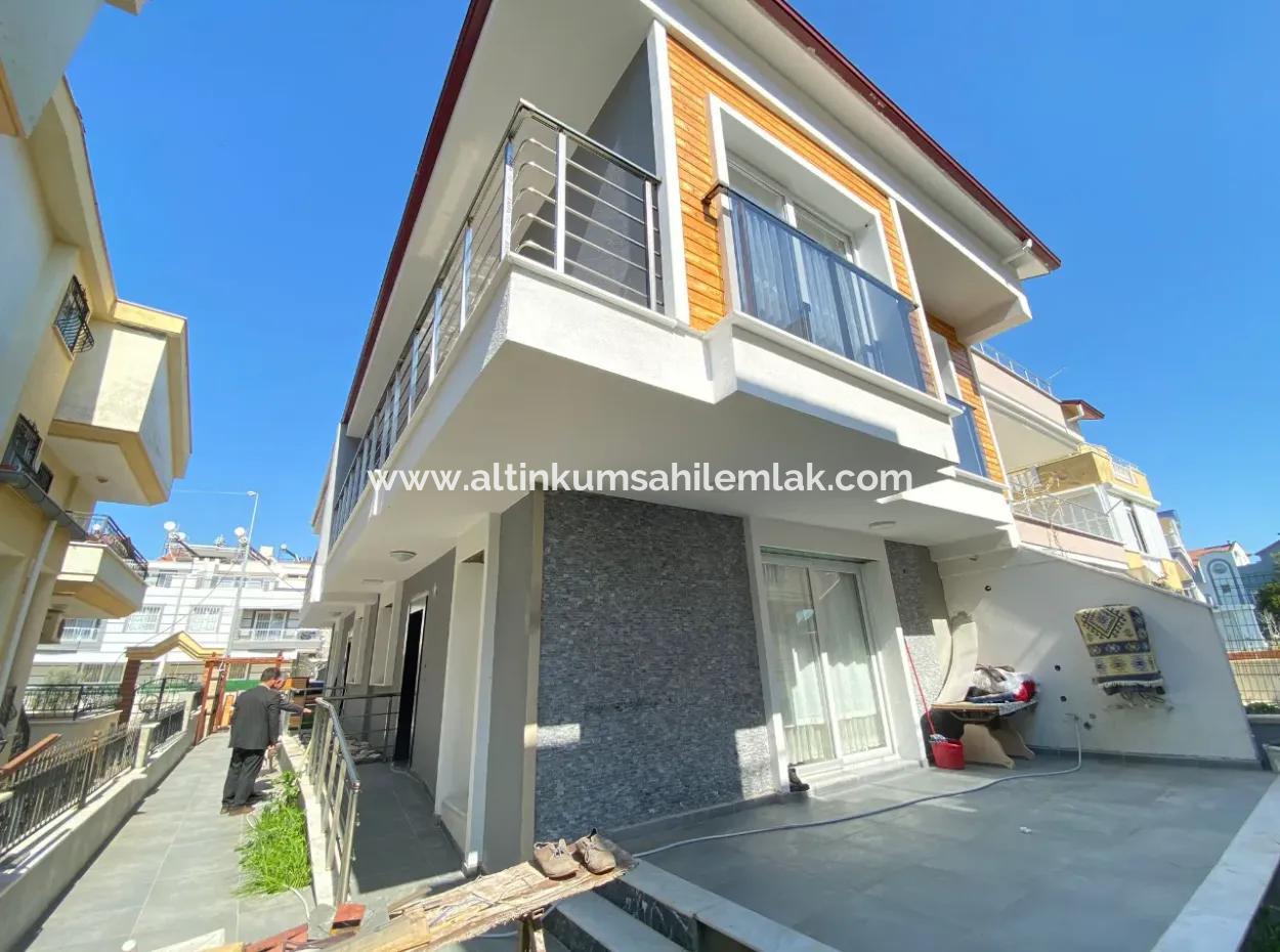 Didim Efeler Mahallesinde 3+1 Satılık 2 Adet Villa