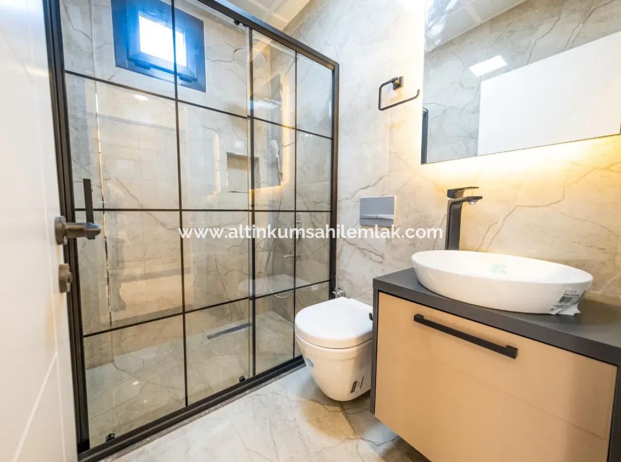 Didim Efeler Mahallesinde Satılık 4+1 Havuzlu Tam Müstakil Villa