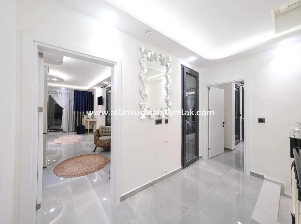 Didim Efeler Mahallesinde Satılık 4+1 Havuzlu Tam Müstakil Villa