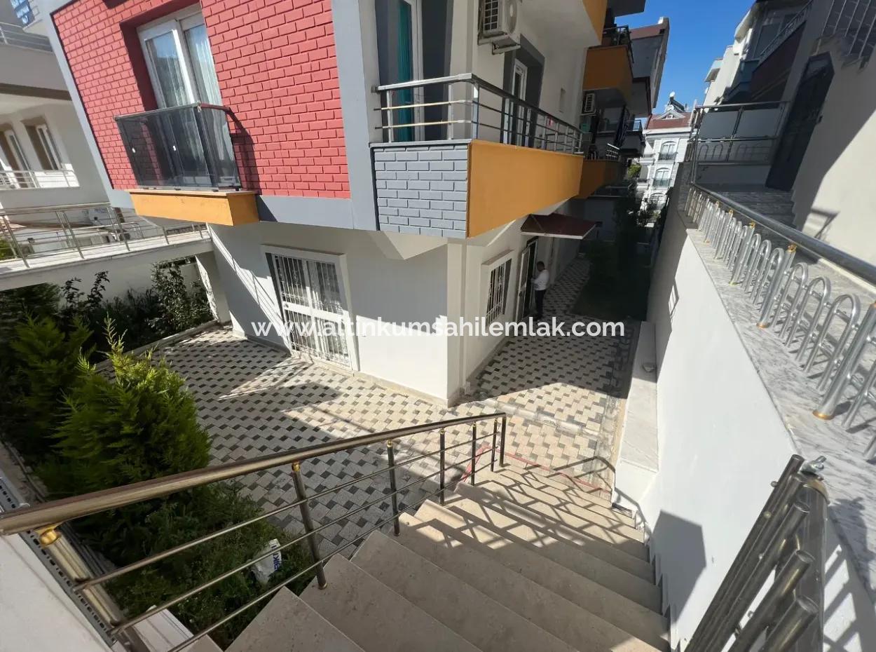 Didim Efelerde Satılık Bahçeli 2+1 Ayrı Mutfak Daire