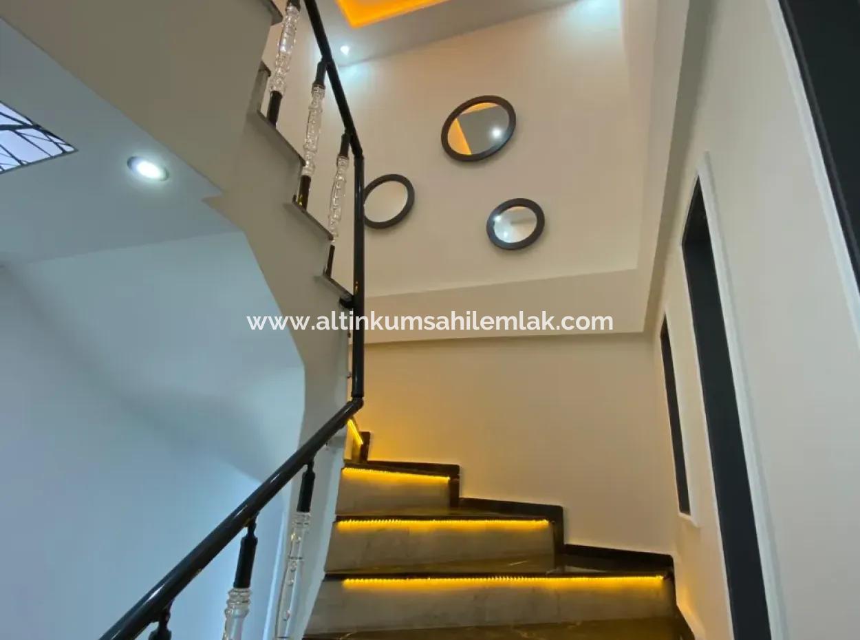 Didim Altınkum Çamlık Mahallesinde Satılık 6+1 Villa