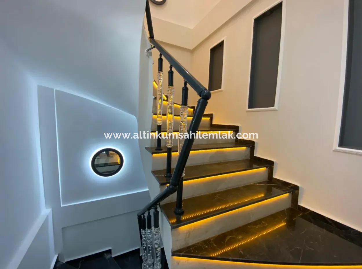 Didim Altınkum Çamlık Mahallesinde Satılık 6+1 Villa