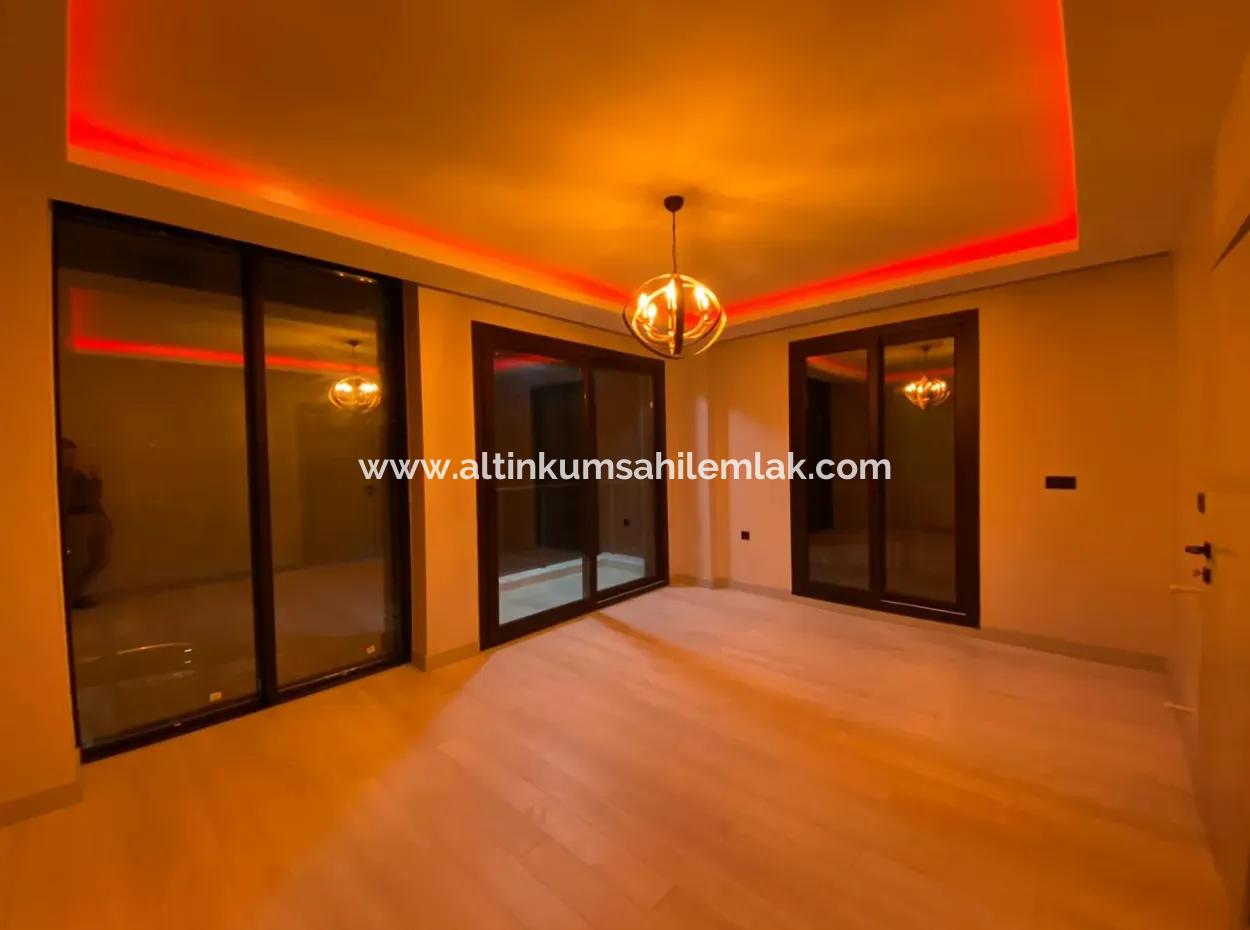 Didim Altınkumda Satılık 4+1 Lüks Villa