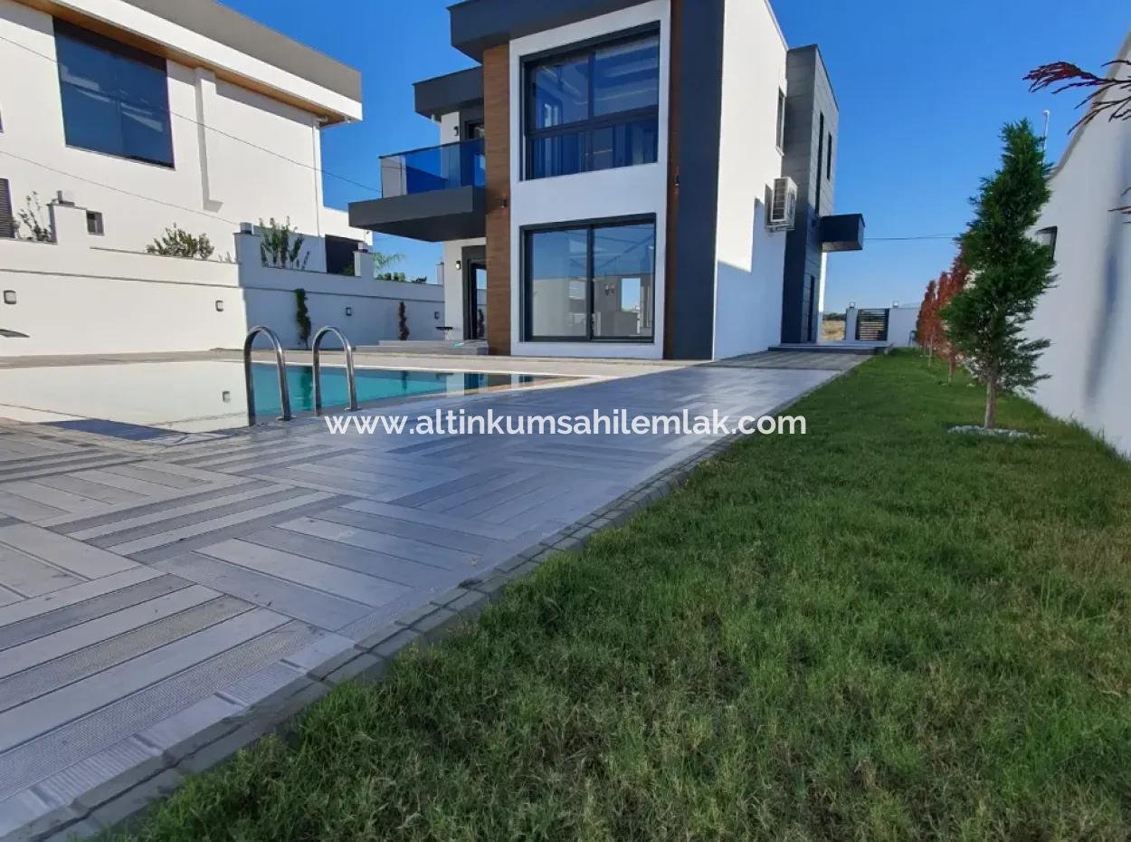 Didim Altınkum Yeşilkentte Satılık Lüks Müstakil Villa