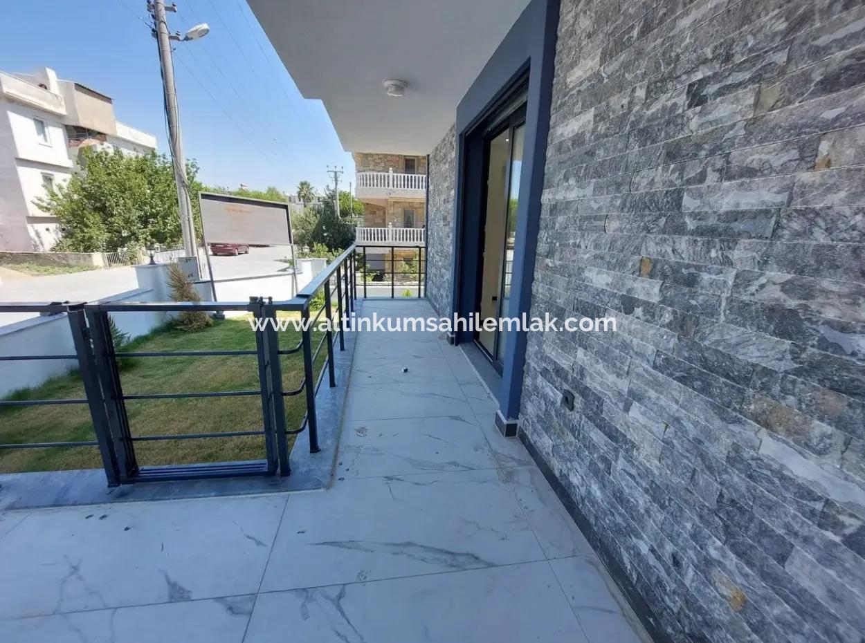 Didim Mavişehir Mahallesinde Satılık Deniz Manzaralı 4+1 Lüks Villa