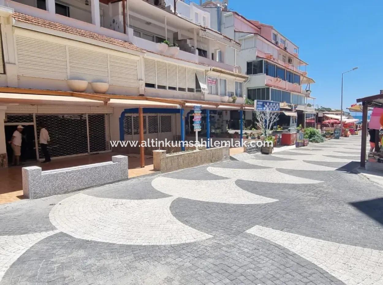 Didim Altınkum Mahallesinde Satılık Denize Sıfır  3 Dükkan Ve Daire