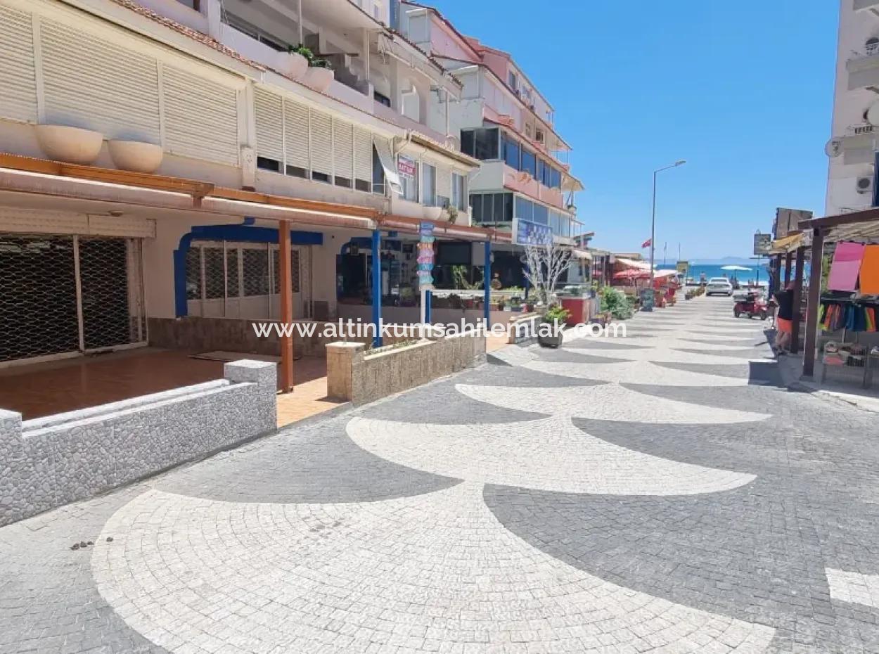 Didim Altınkum Mahallesinde Satılık Denize Sıfır  3 Dükkan Ve Daire