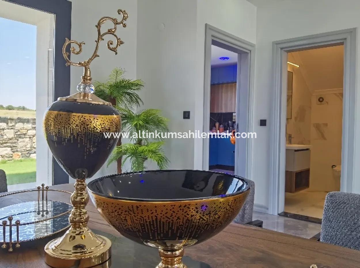 Didim Altınkum'da Denize Yürüme Mesafesinde Satılık Lüks Villa