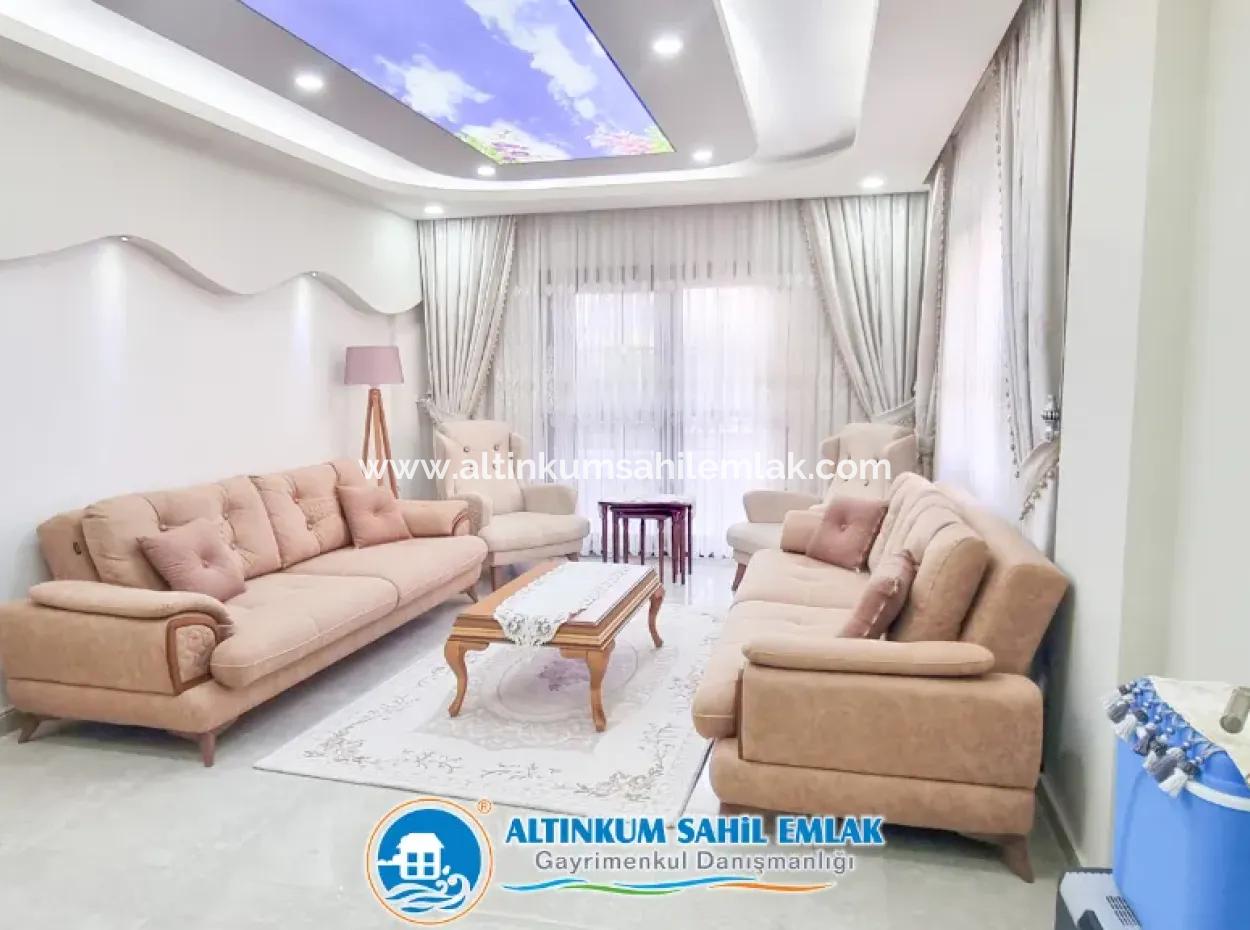 Didim Efeler Mahallesinde Satılık 4+1 Ayrı Mutfak Havuzlu Villa