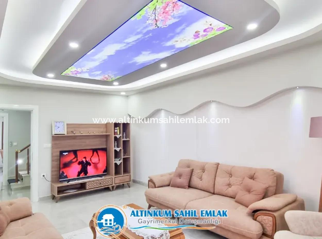 Didim Efeler Mahallesinde Satılık 4+1 Ayrı Mutfak Havuzlu Villa