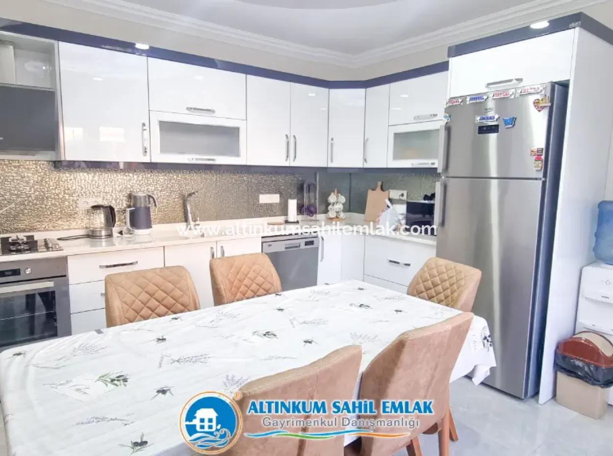 Didim Efeler Mahallesinde Satılık 4+1 Ayrı Mutfak Havuzlu Villa