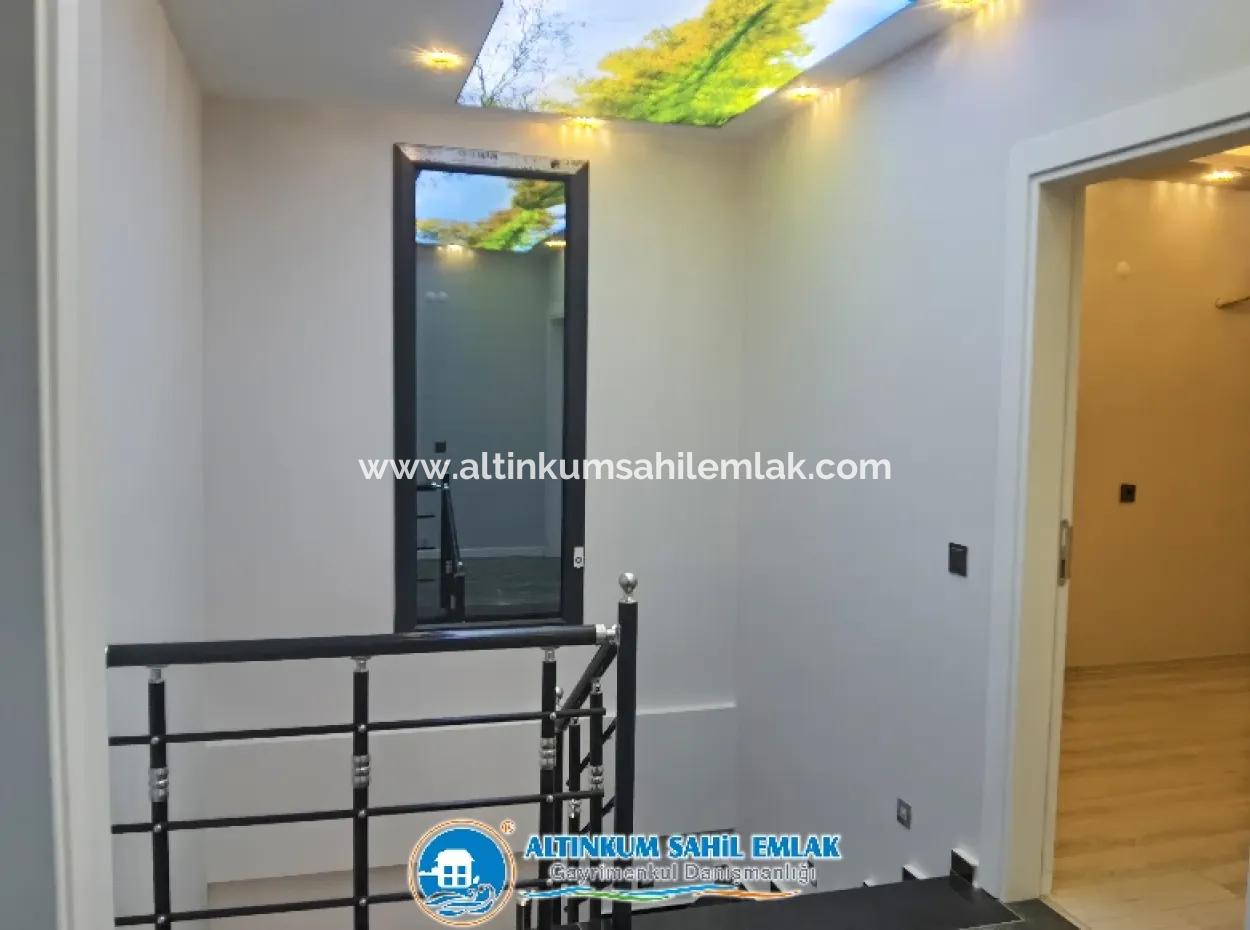 Didimde Muhteşem Konumuyla Satılık Tam Müstakil Villa