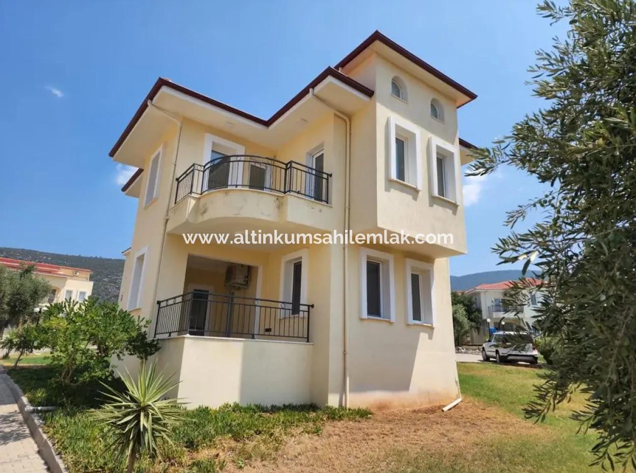 Didim Akbükte Satılık Deniz Manzaralı 3+1 Ayrı Mutfak Müstakil Villa