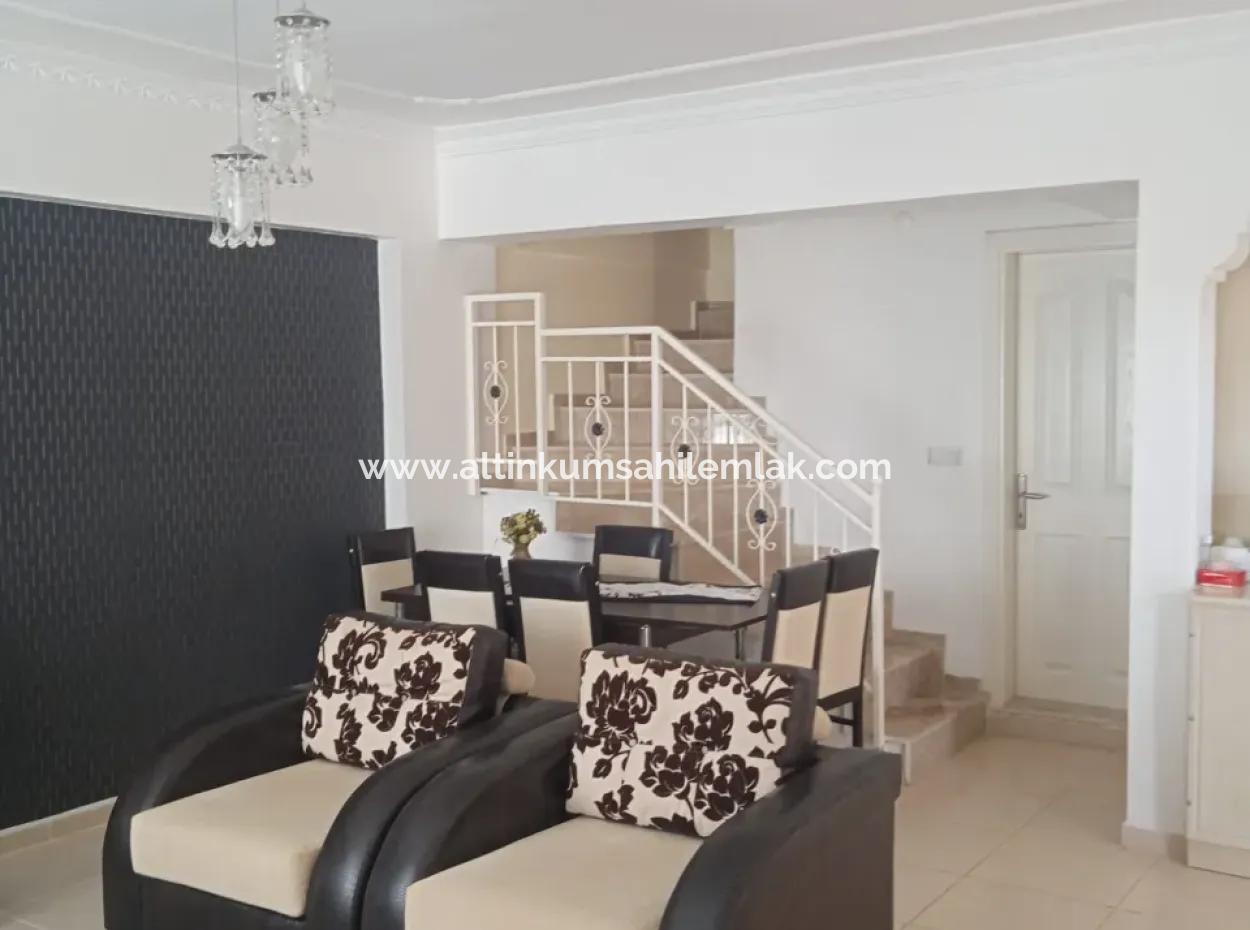 Didim Efeler Mahallesinde Satılık 5+1 Havuzlu Sitede Villa