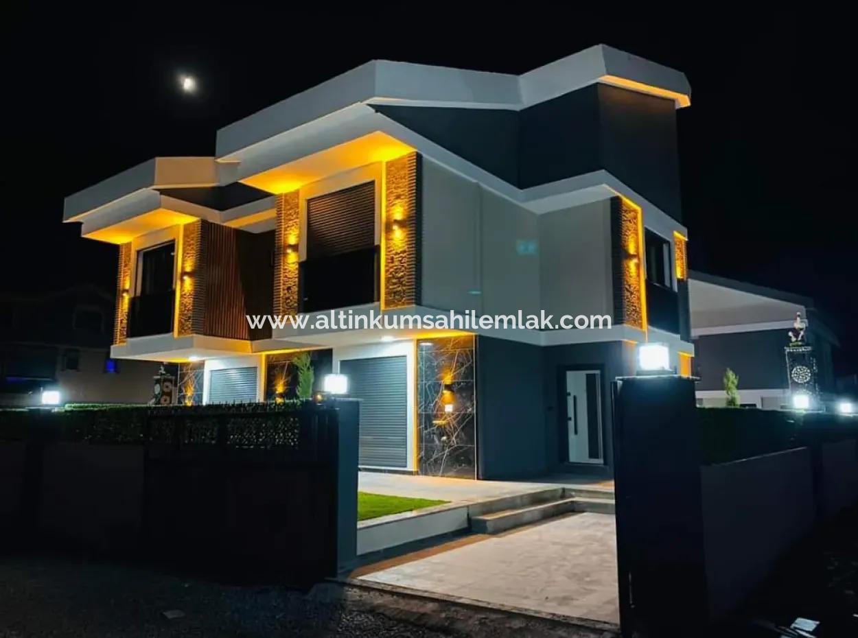 Didim Efeler Mahallesinde Satılık 3+1 Havuzlu Villa