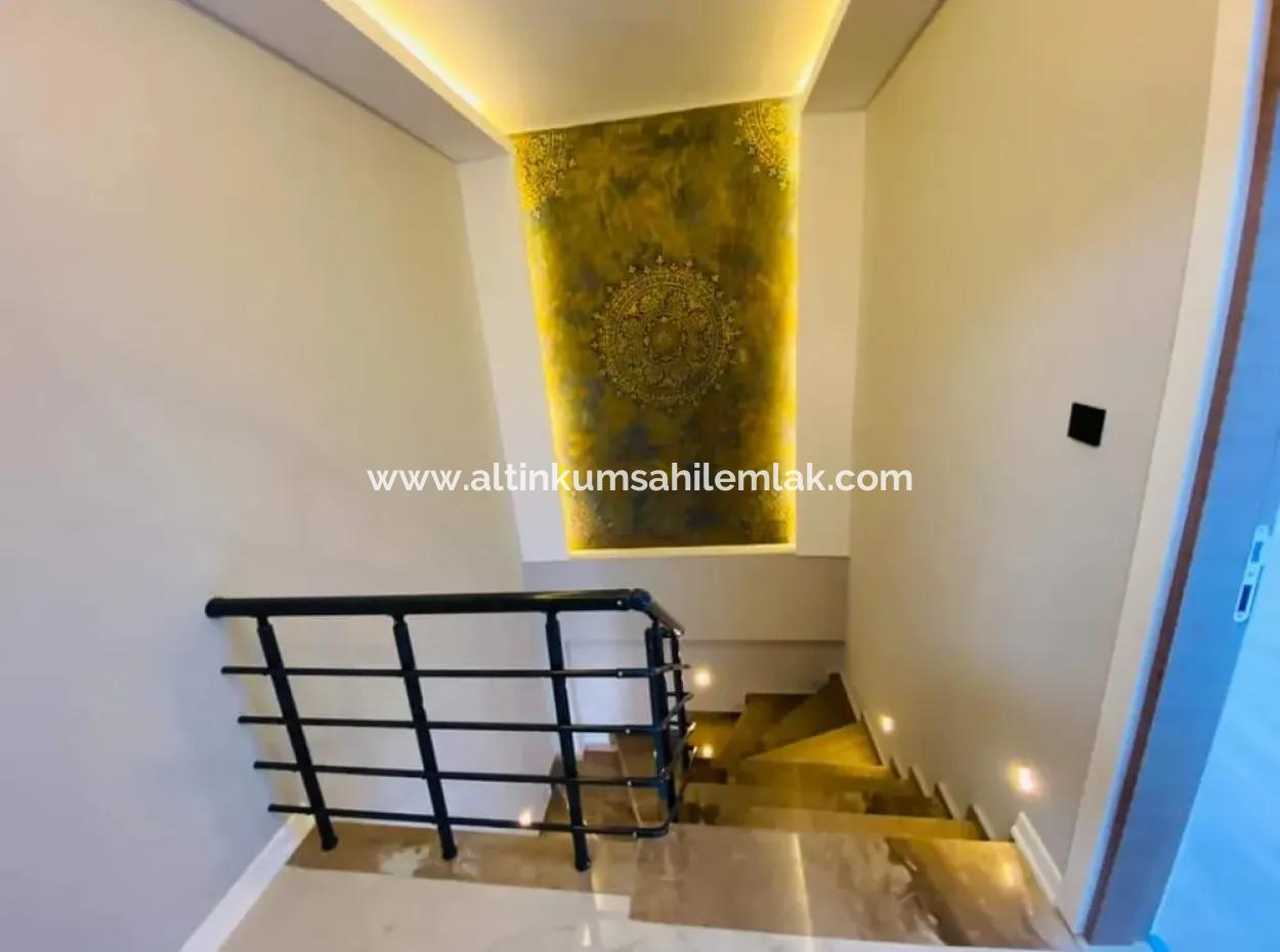 Didim Efeler Mahallesinde Satılık 3+1 Havuzlu Villa