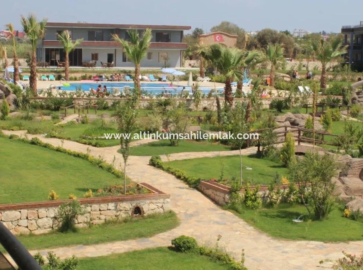 Didim Hisar Mahallesi Gümüş Evler Sitesinde Satılık Yazlık Dubleks