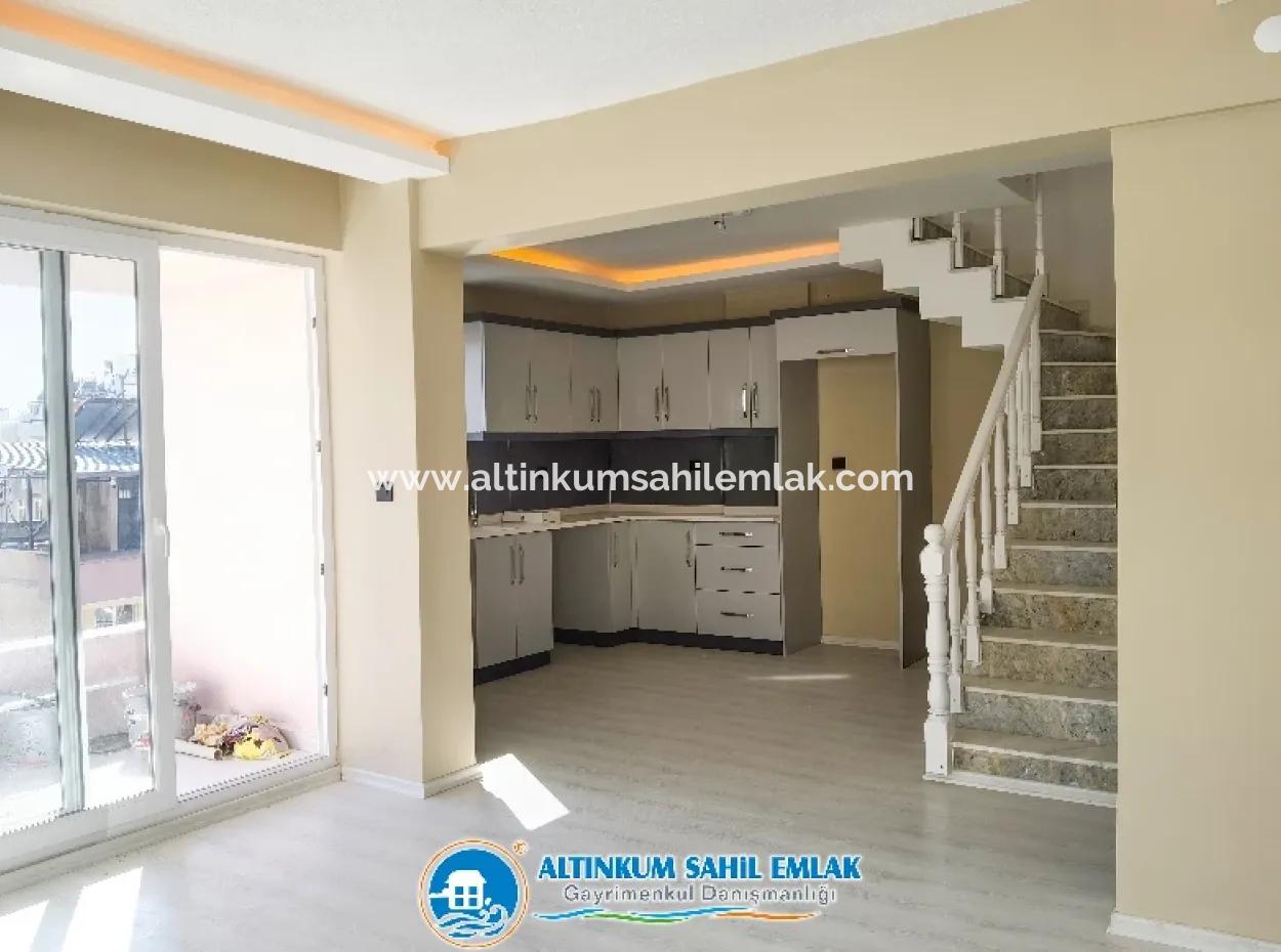 Didim, Altınkum Plajına 500 Metre Mesafede, Satılık Geniş Dubleks Daire