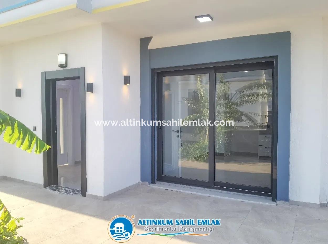 Didim Efelerde Satılık Harika Mimarisiyle Tam Müstakil Lüks Villa