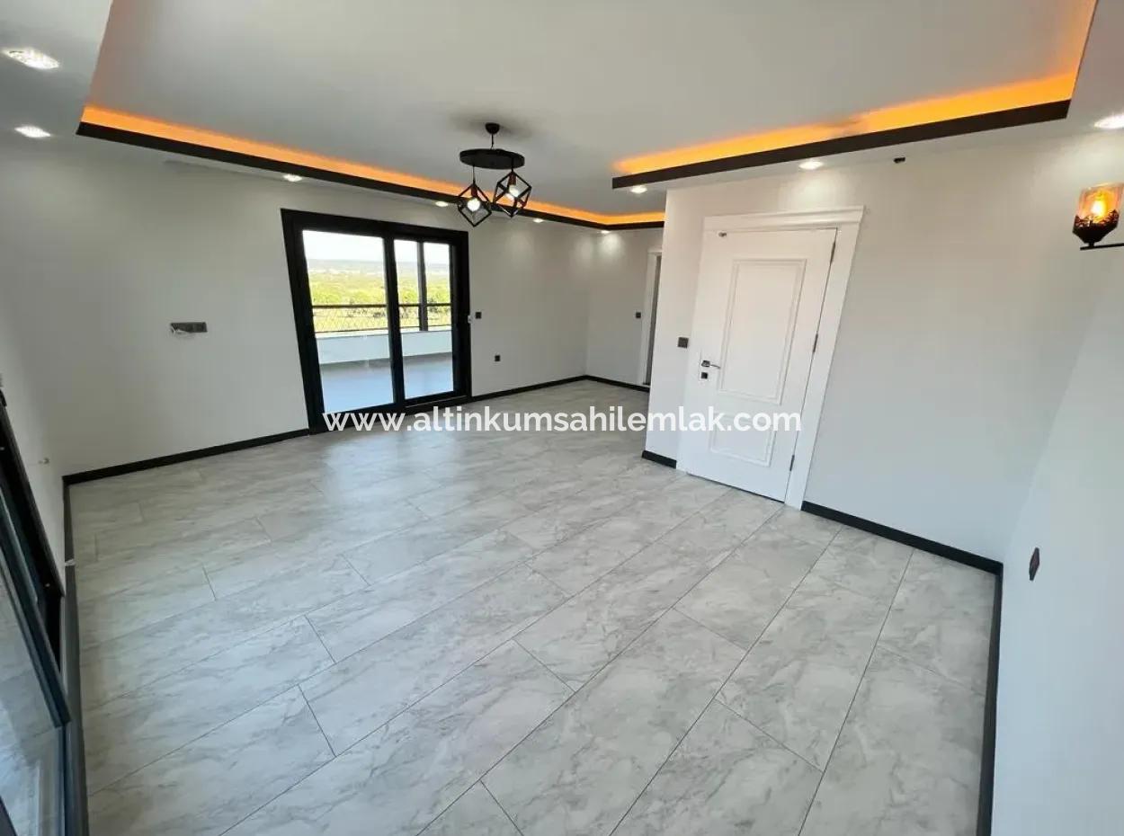 Didim Altınkum  Mahallesinde Satılık 5+1 Lüks Villa