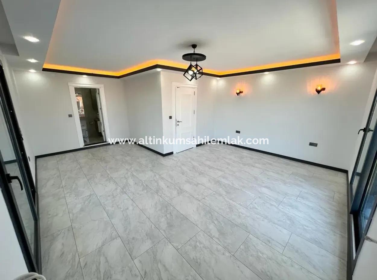 Didim Altınkum  Mahallesinde Satılık 5+1 Lüks Villa