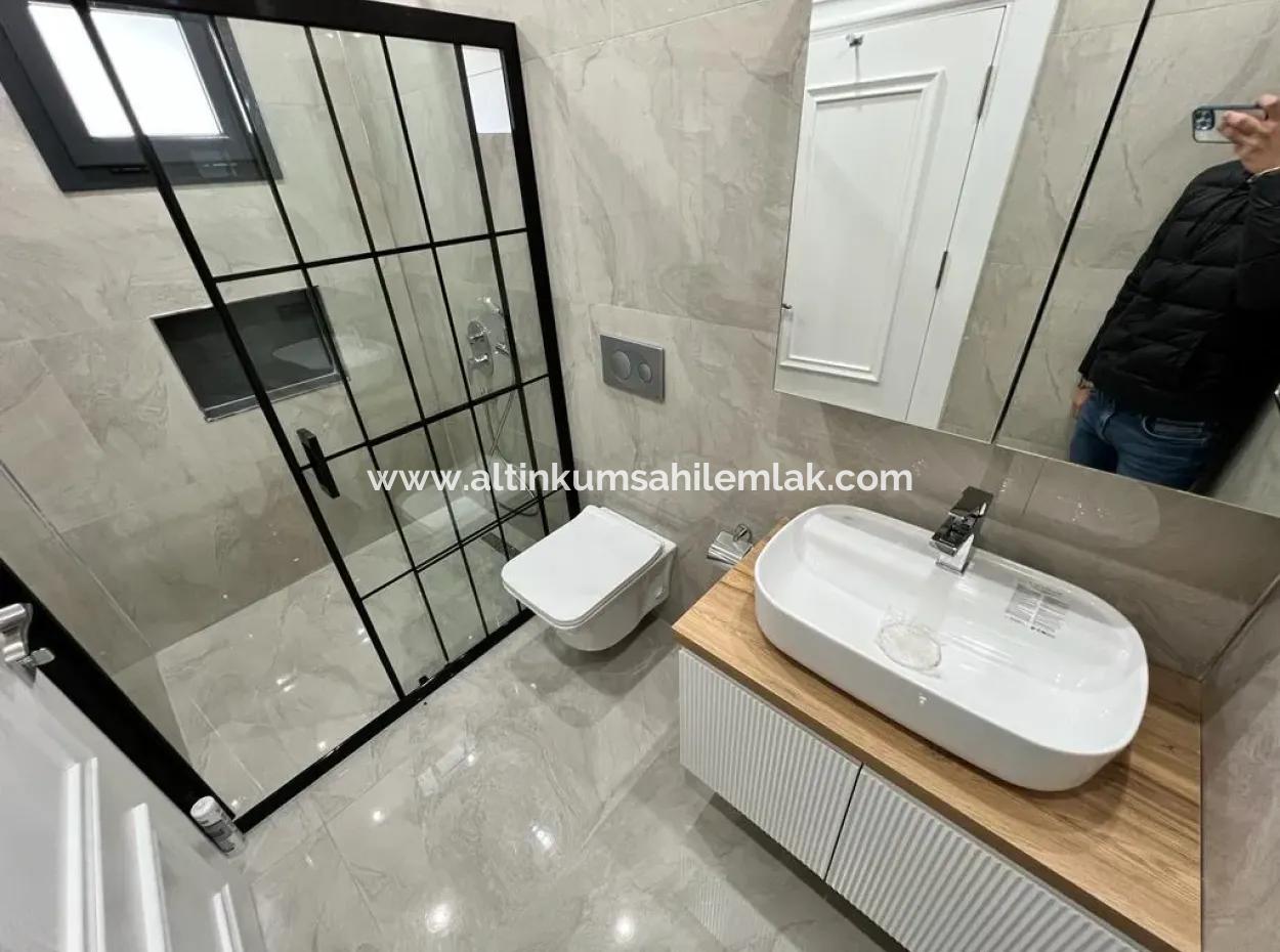 Didim Altınkum  Mahallesinde Satılık 5+1 Lüks Villa