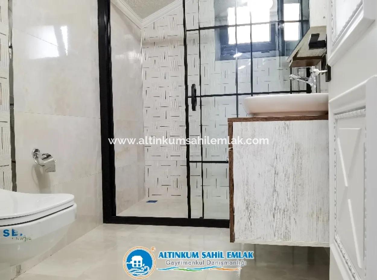 Didim, Altınkum'da Satılık, Köşe Başı Ve Müstakil Villa