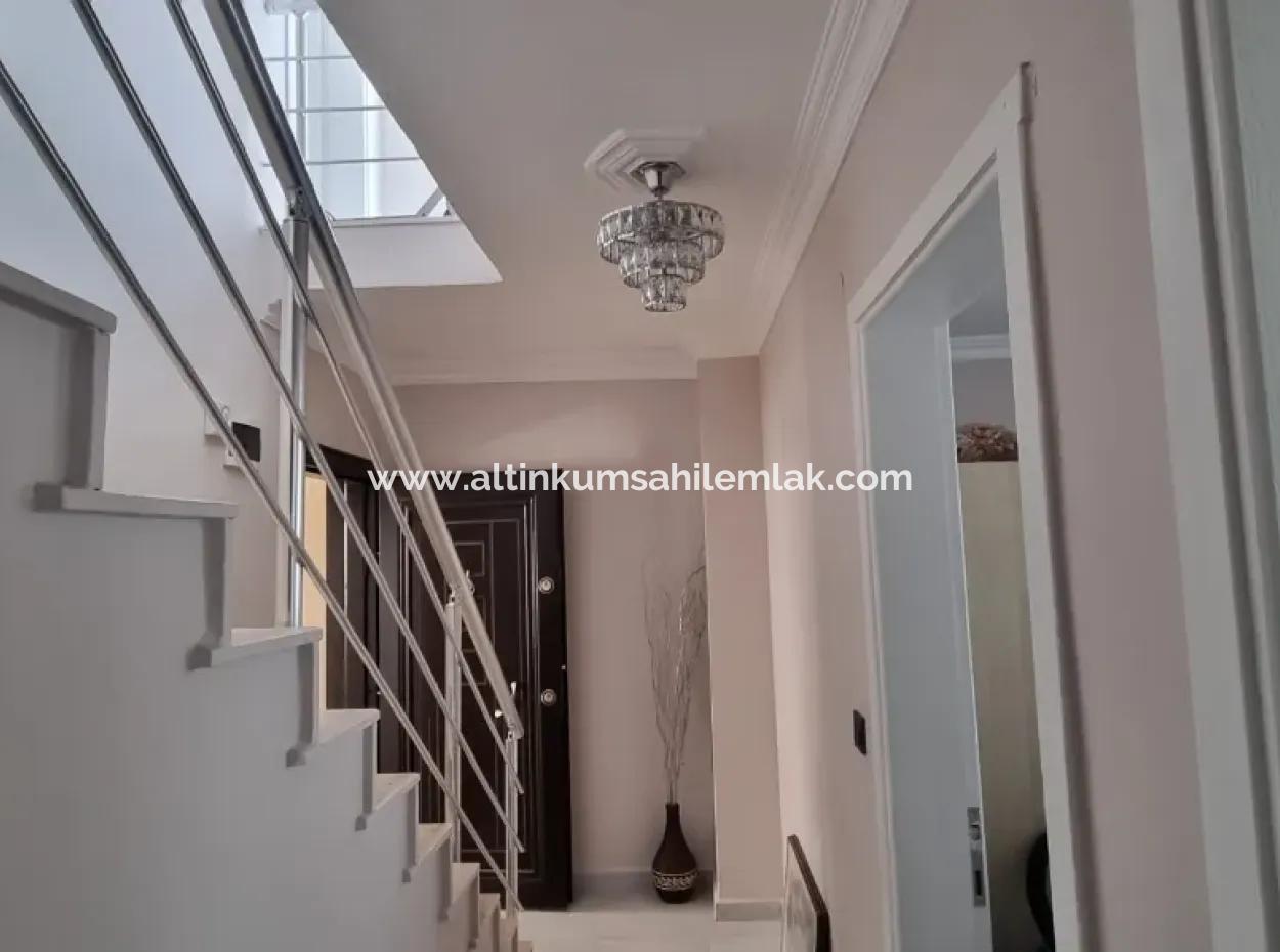 Didim Efeler Mahallesinde Satılık Havuzlu Sitede 3+1 Dubleks