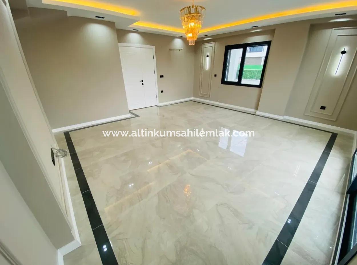 Didim Efeler Mahallesinde Satılık Müstakil Villa